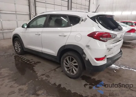2016 Hyundai Tucson Se z USA, uszkodzony, nr VIN KM8J33A43GU174223
